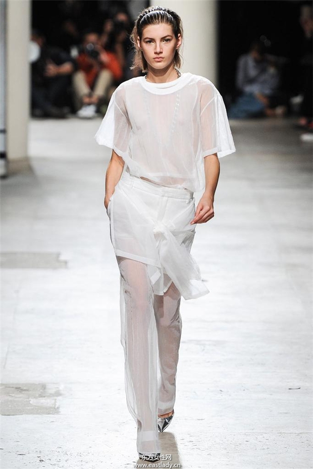 Barbara Bui 2015春夏女裝流行發(fā)布