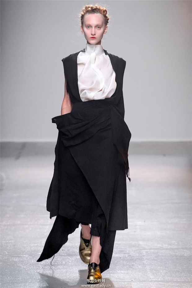 Aganovich 2015春夏女裝流行發(fā)布