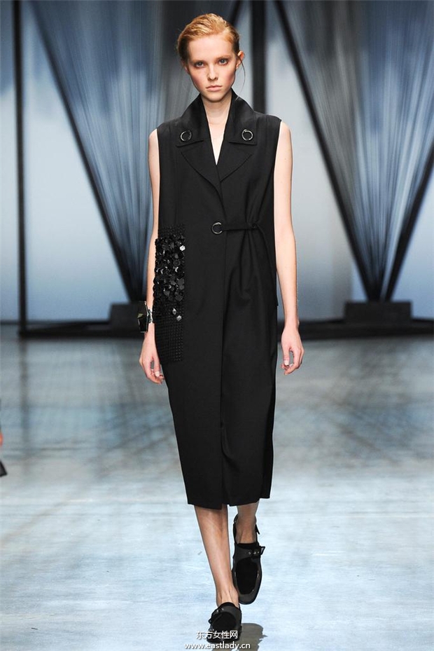 Damir Doma 2015春夏女裝流行發(fā)布