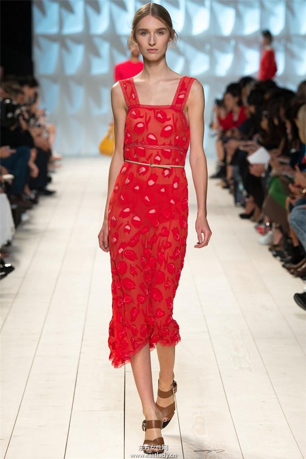 Nina Ricci 2015春夏女裝流行發(fā)布