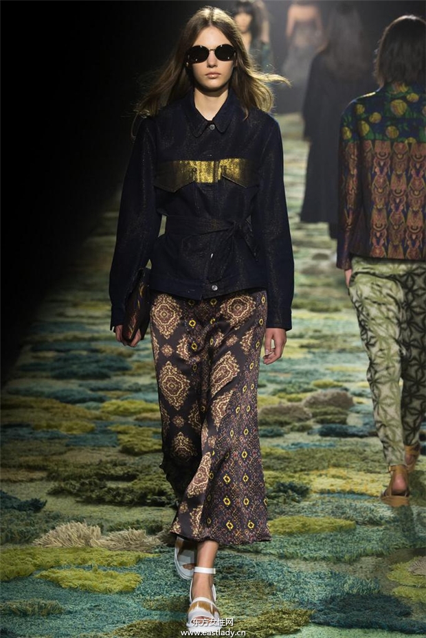 Dries Van Noten 2015春夏女裝流行發(fā)布