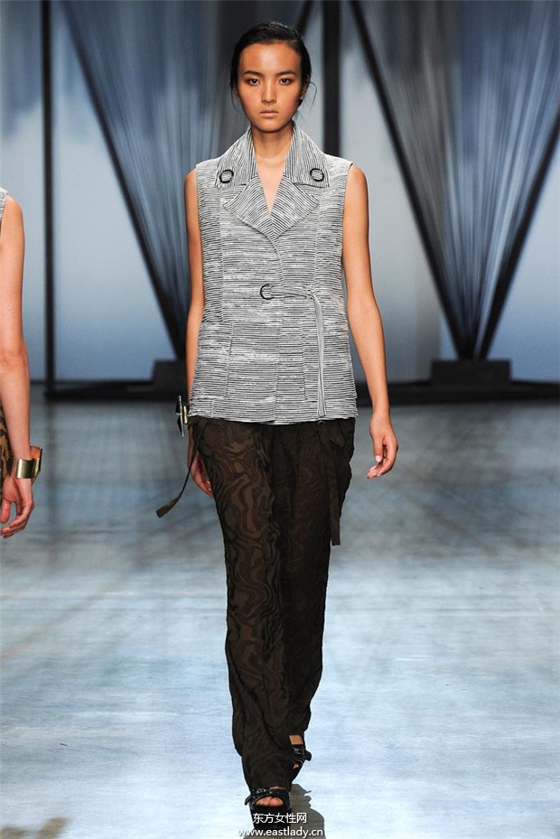 Damir Doma 2015春夏女裝流行發(fā)布