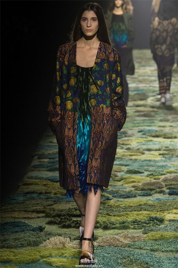 Dries Van Noten 2015春夏女裝流行發(fā)布