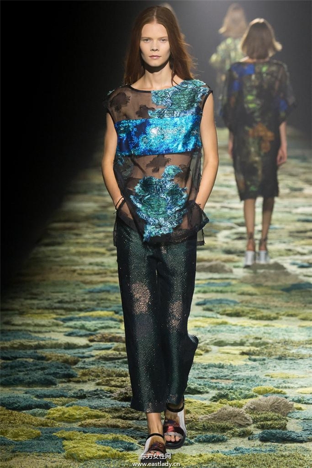 Dries Van Noten 2015春夏女裝流行發(fā)布