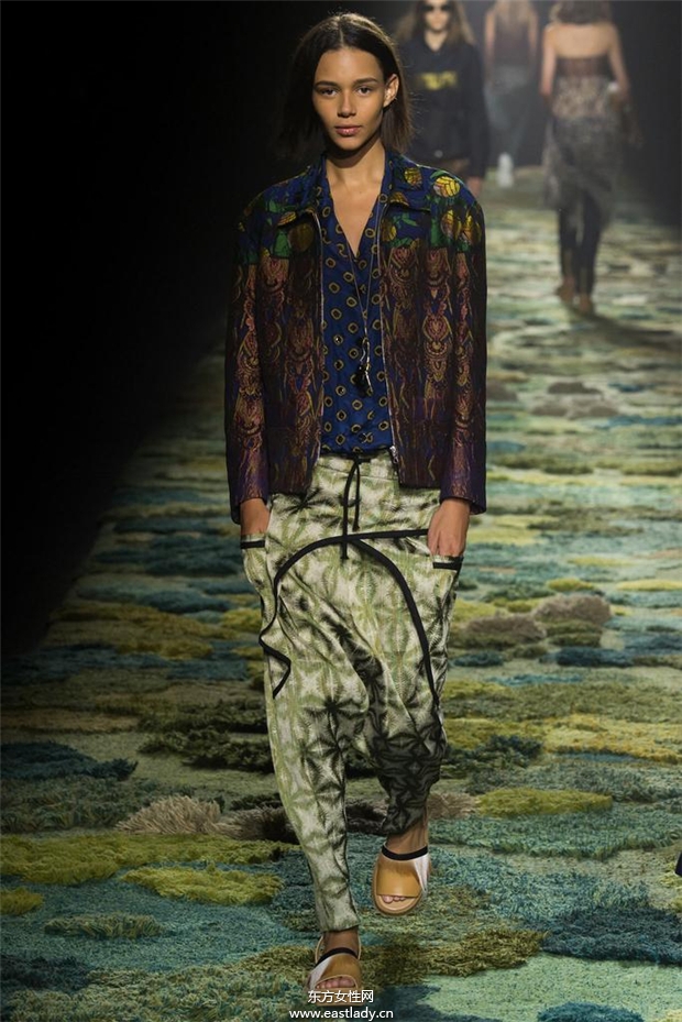 Dries Van Noten 2015春夏女裝流行發(fā)布
