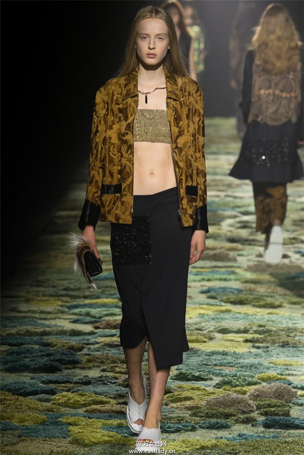 Dries Van Noten 2015春夏女裝流行發(fā)布