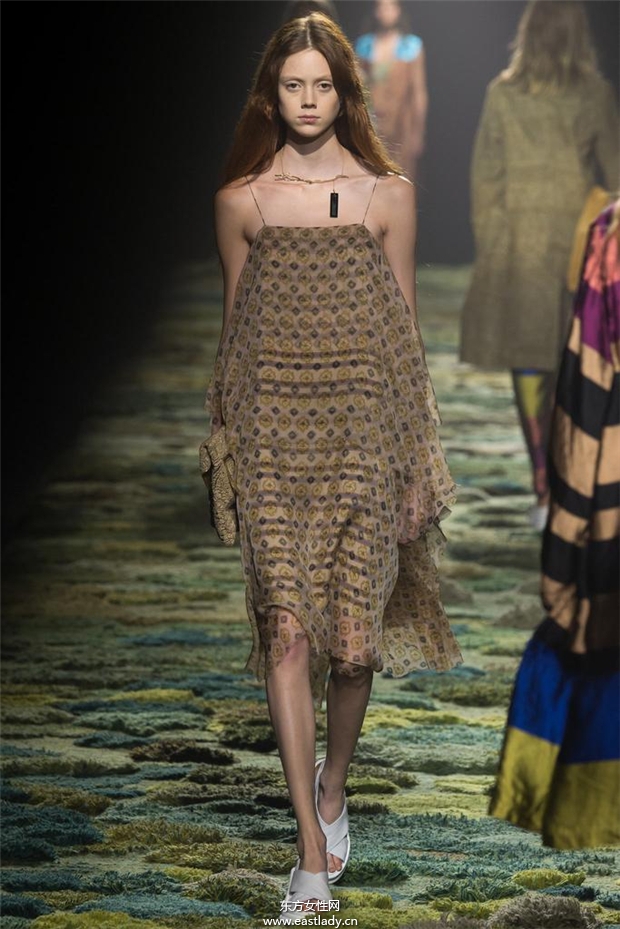 Dries Van Noten 2015春夏女裝流行發(fā)布