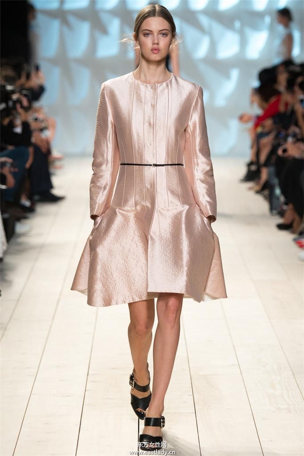 Nina Ricci 2015春夏女裝流行發(fā)布