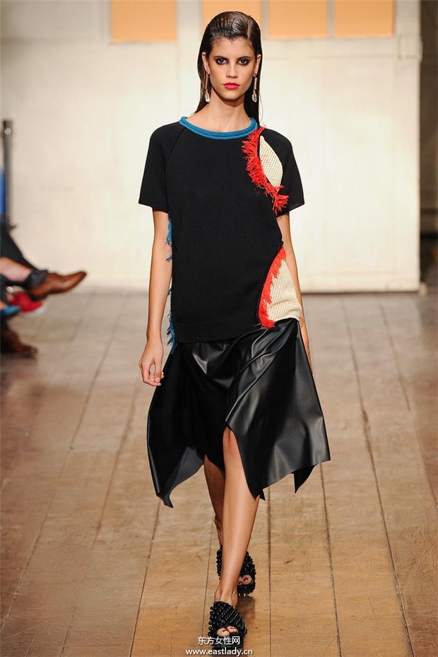 Cédric Charlier 2015春夏女裝流行發(fā)布