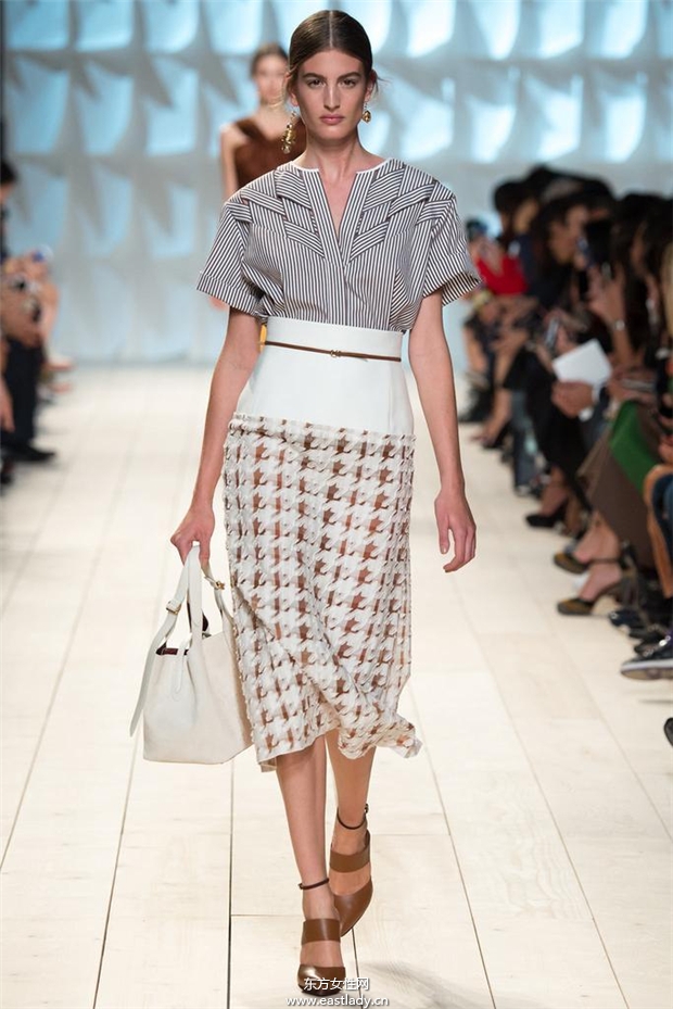 Nina Ricci 2015春夏女裝流行發(fā)布