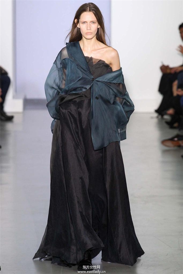 Yang Li 2015春夏女裝流行發(fā)布