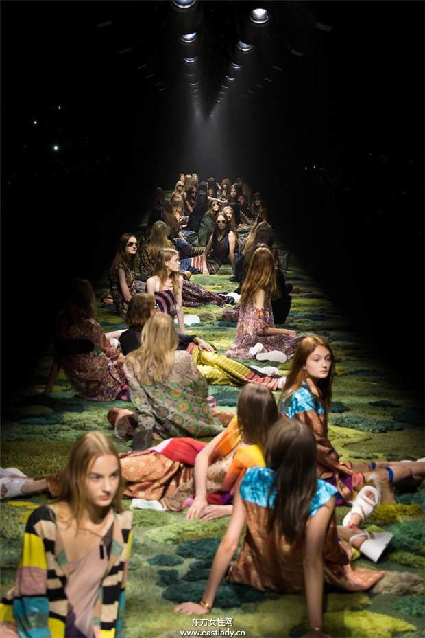 Dries Van Noten 2015春夏女裝流行發(fā)布