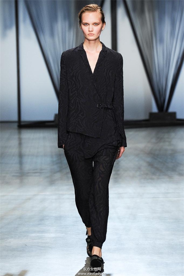 Damir Doma 2015春夏女裝流行發(fā)布