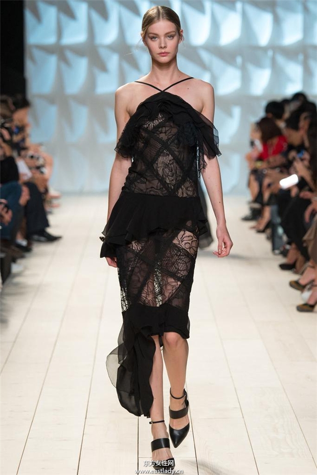Nina Ricci 2015春夏女裝流行發(fā)布