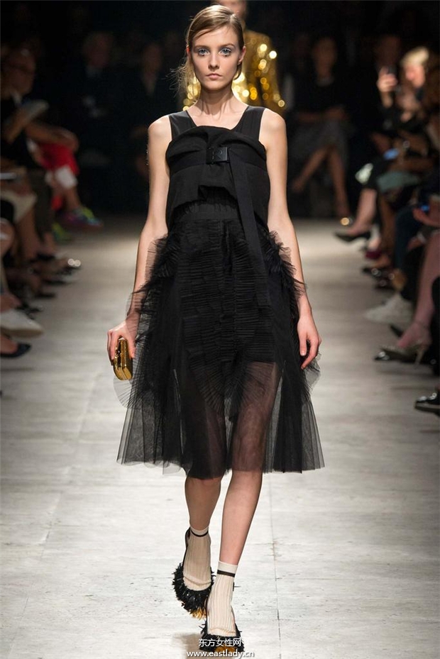 Rochas 2015春夏女裝流行發(fā)布