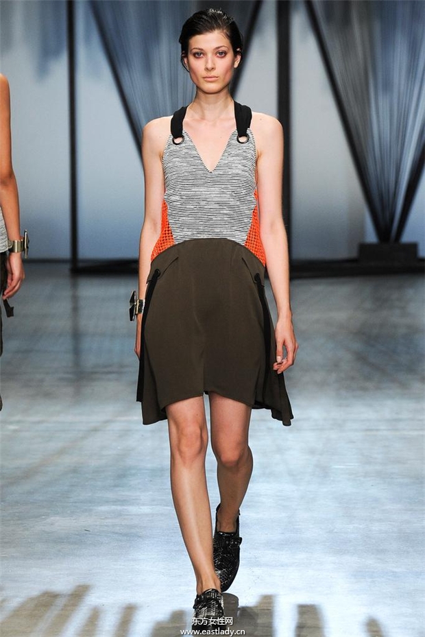 Damir Doma 2015春夏女裝流行發(fā)布