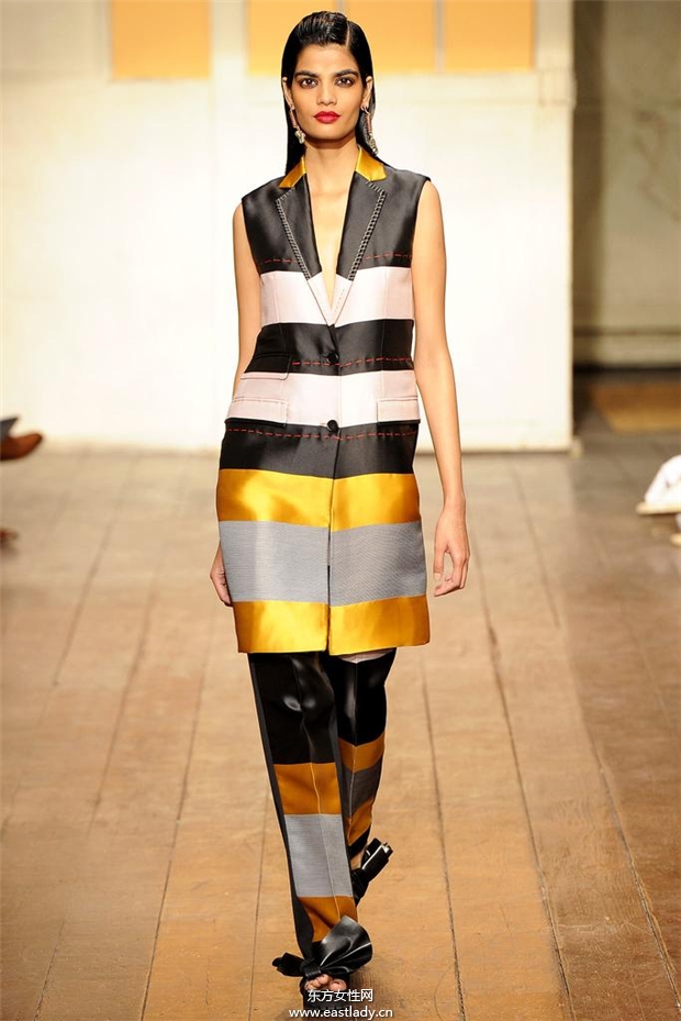 Cédric Charlier 2015春夏女裝流行發(fā)布