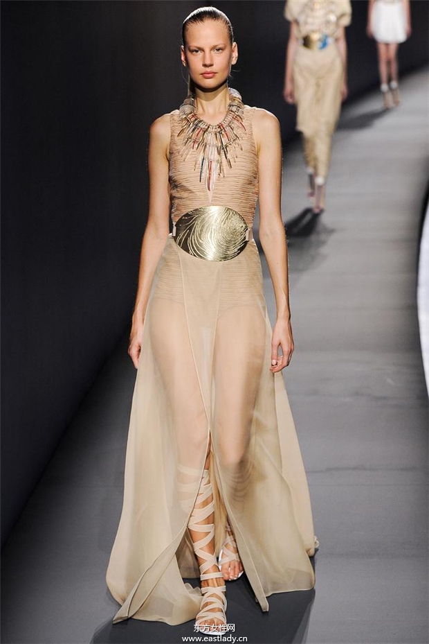 Vionnet 2015春夏女裝流行發(fā)布