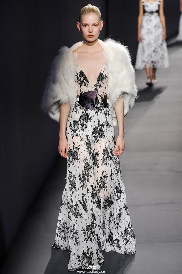 Vionnet 2015春夏女裝流行發(fā)布