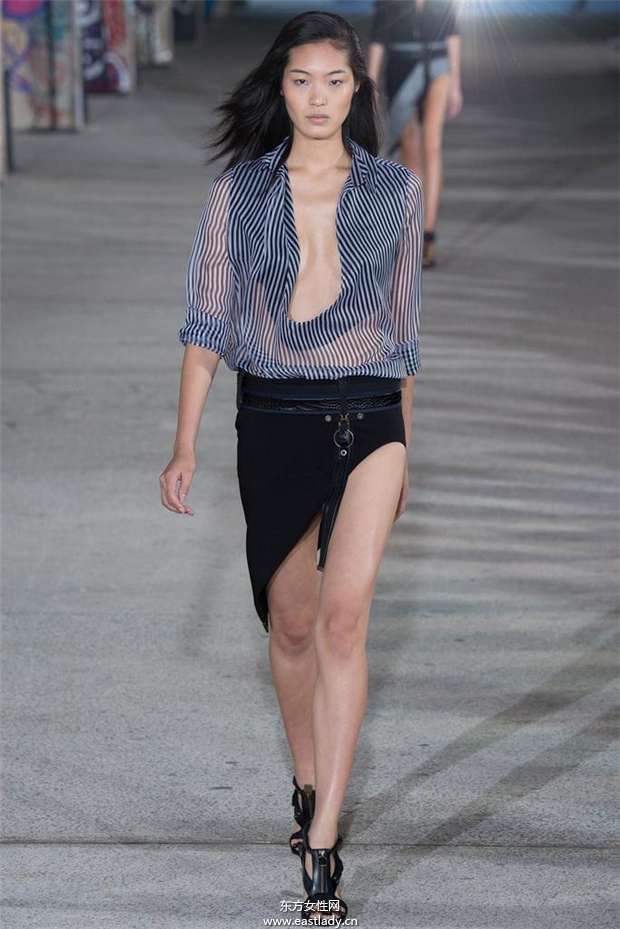 Anthony Vaccarello 2015春夏女裝流行發(fā)布