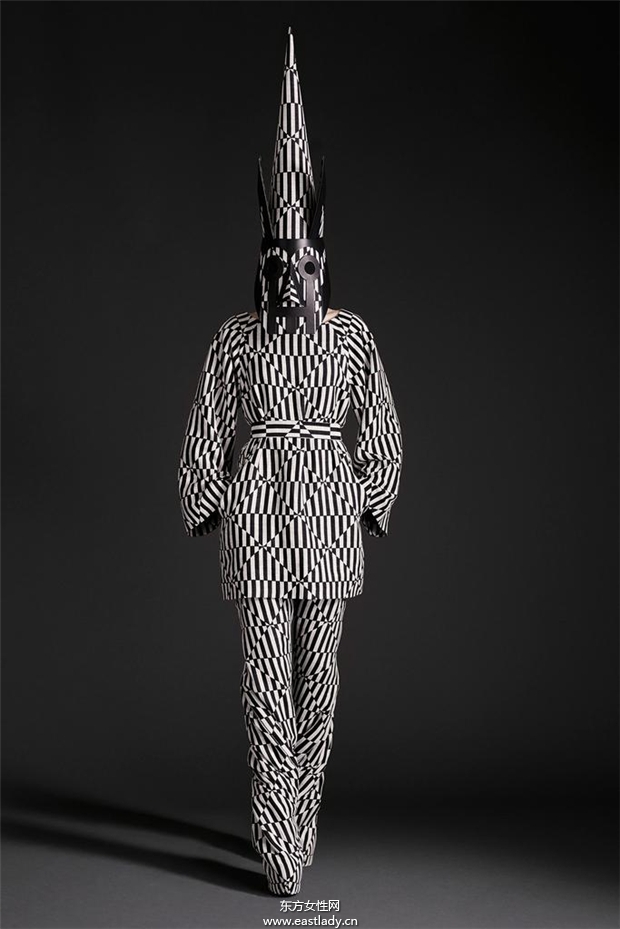 Gareth Pugh 2015春夏女裝流行發(fā)布