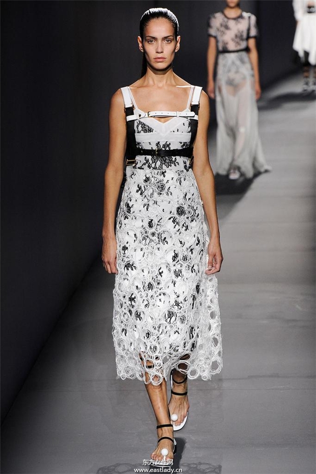 Vionnet 2015春夏女裝流行發(fā)布