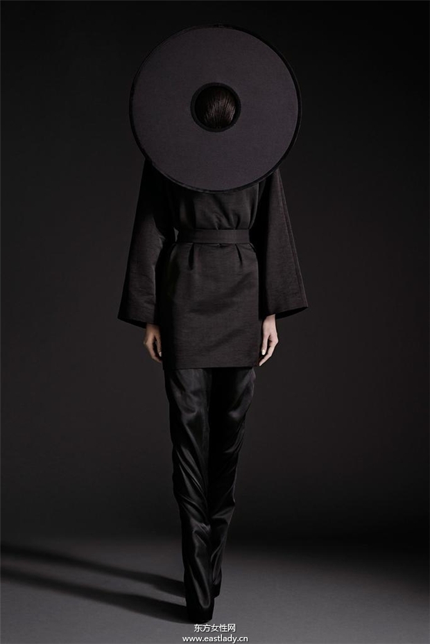 Gareth Pugh 2015春夏女裝流行發(fā)布