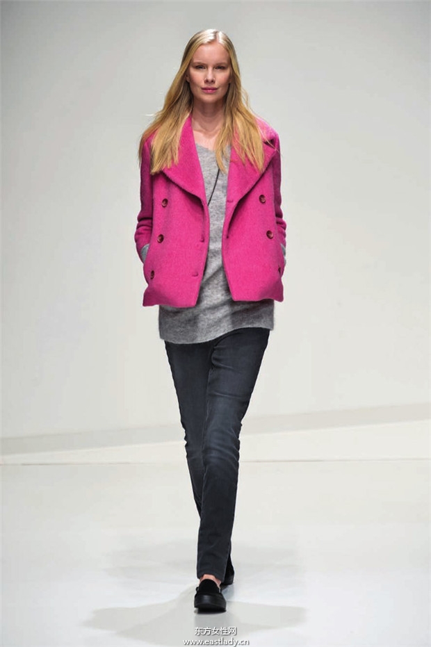 Stefanel 2014秋冬女裝時(shí)尚大片