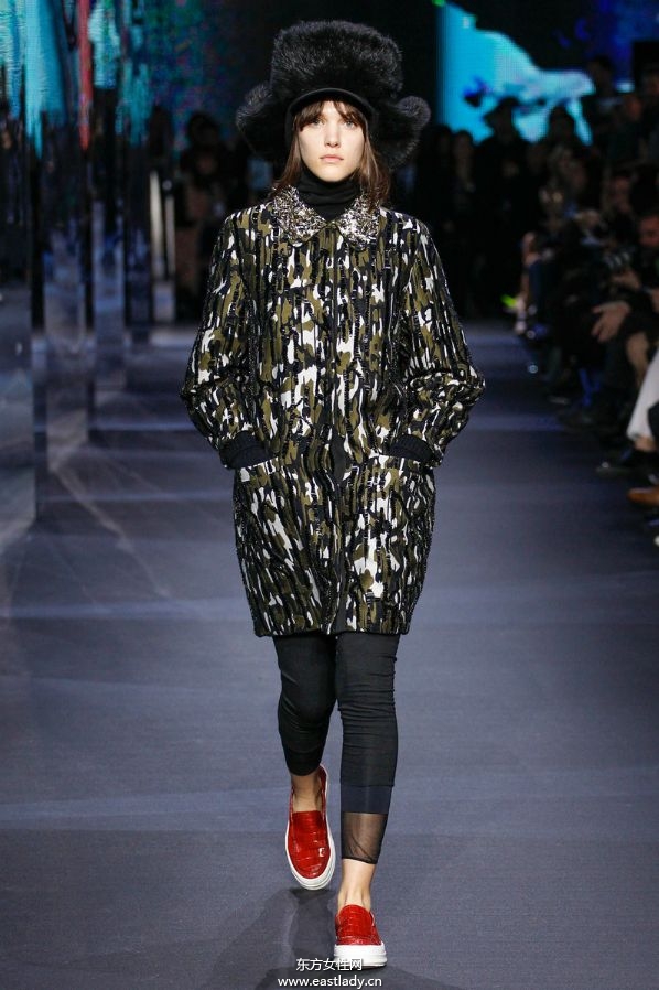 Moncler Gamme Rouge 2014秋冬女裝新品發(fā)布