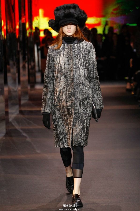 Moncler Gamme Rouge 2014秋冬女裝新品發(fā)布