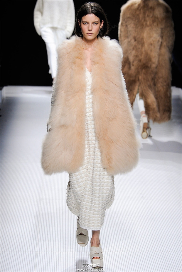 Sonia Rykiel巴黎時(shí)裝周2014秋冬新品發(fā)布