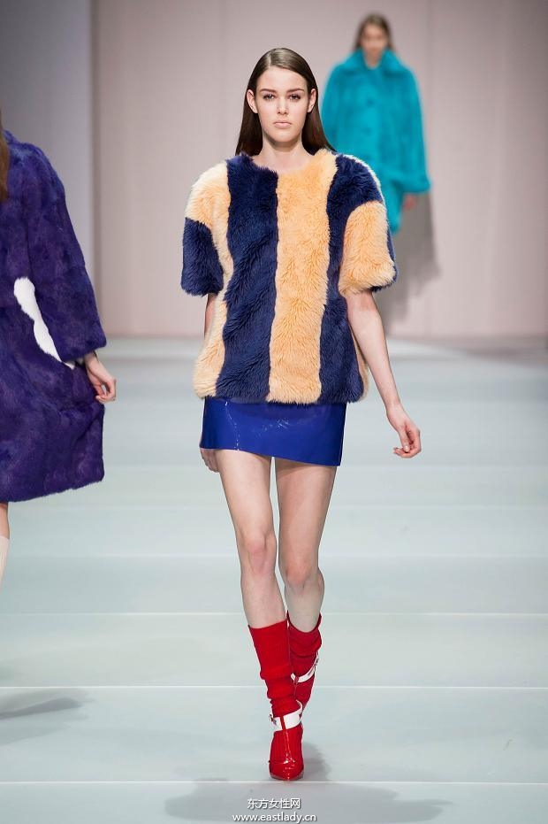 Au Jour Le Jour 2014秋冬女裝新品發(fā)布