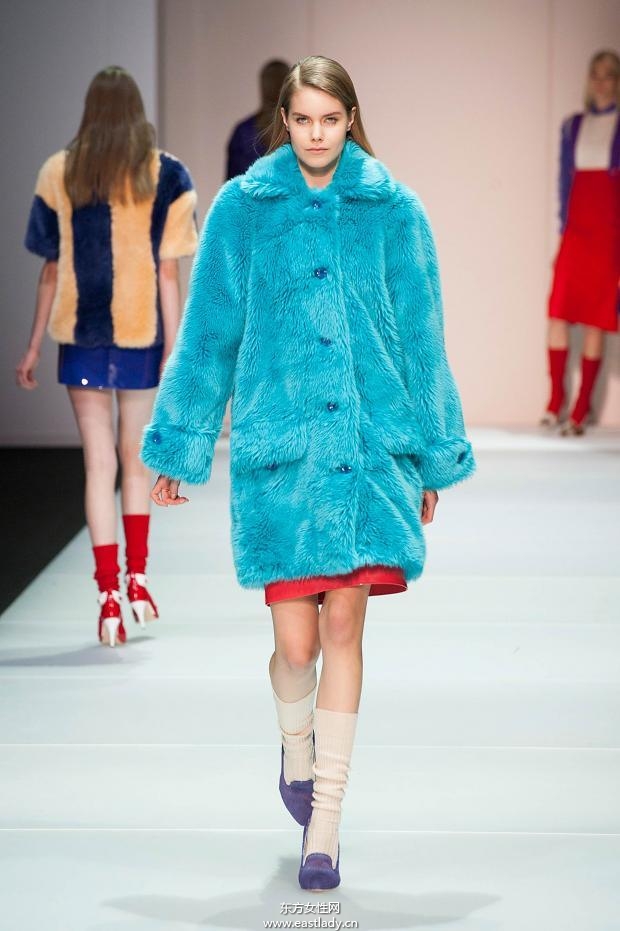 Au Jour Le Jour 2014秋冬女裝新品發(fā)布