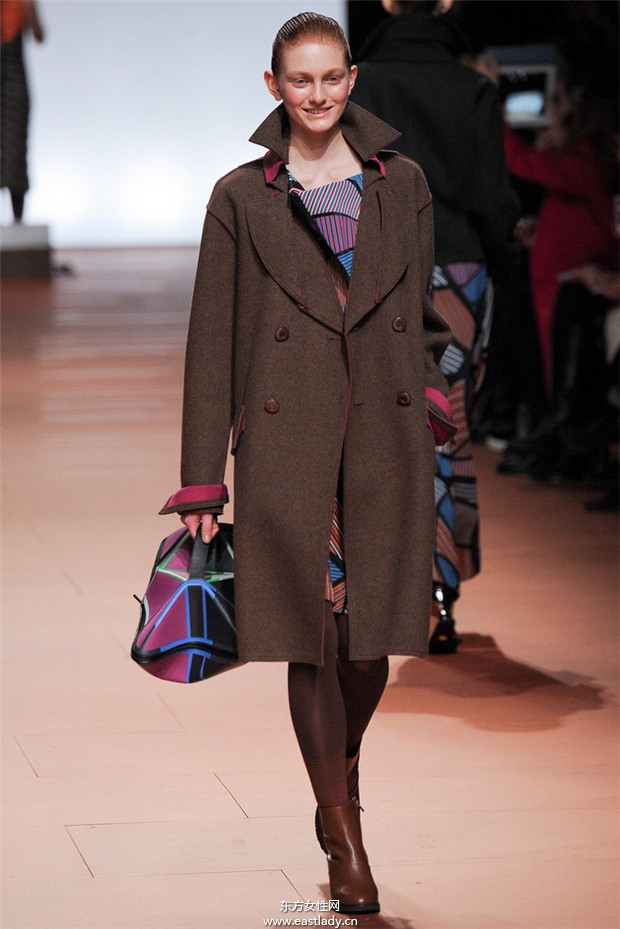 Issey Miyake巴黎時(shí)裝周2014秋冬新品發(fā)布