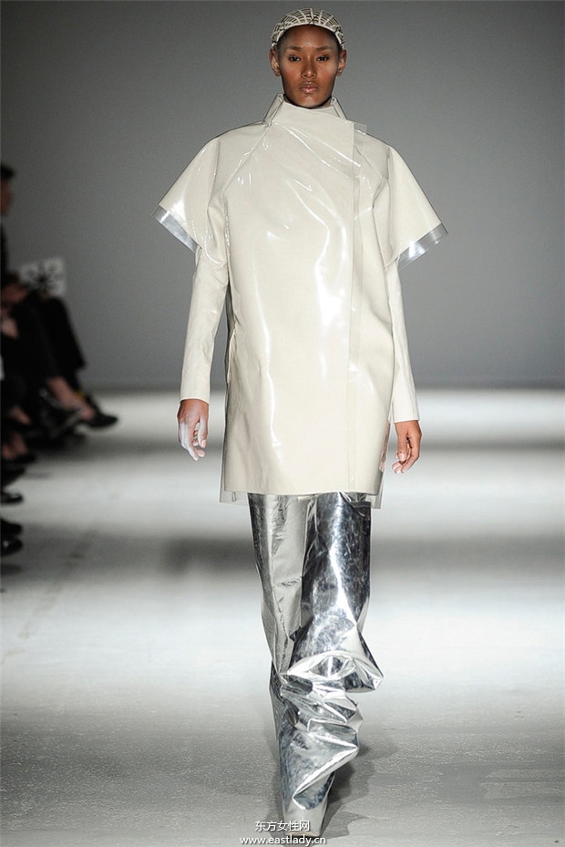 Gareth Pugh巴黎時裝周2014秋冬新品發(fā)布