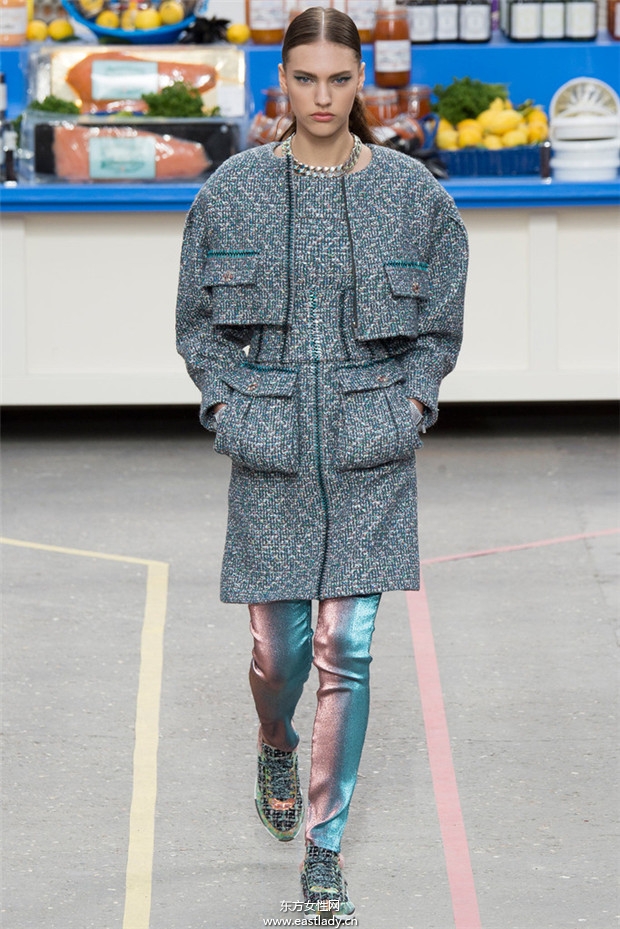 Chanel(香奈兒)巴黎時(shí)裝周2014秋冬新品發(fā)布