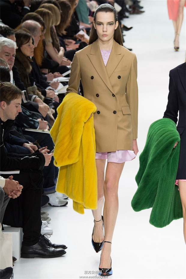 Christian Dior巴黎時(shí)裝周2014秋冬新品發(fā)布