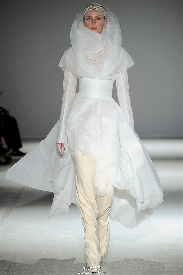 Gareth Pugh巴黎時裝周2014秋冬新品發(fā)布