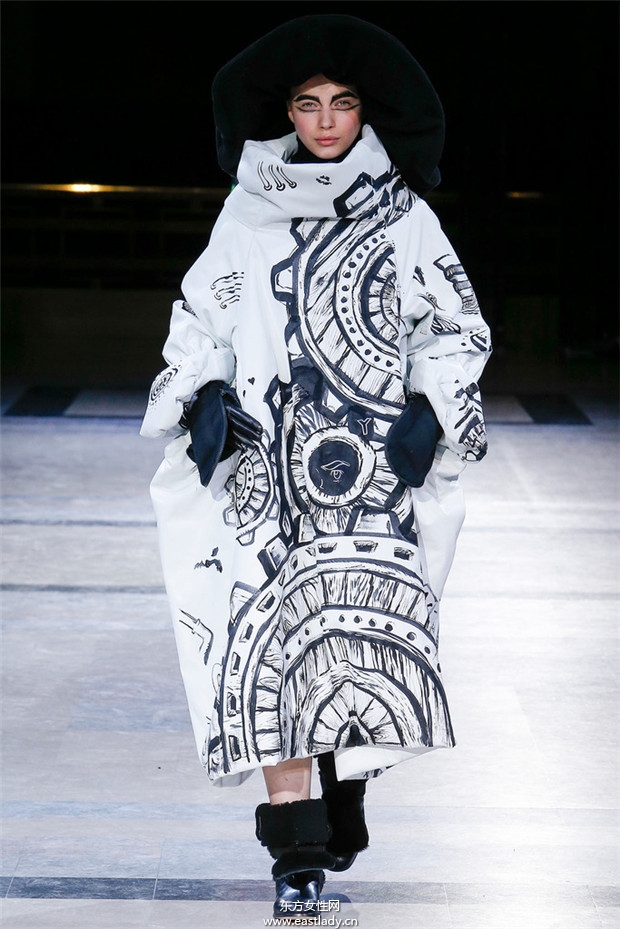 Yohji Yamamoto巴黎時裝周2014秋冬新品發(fā)布