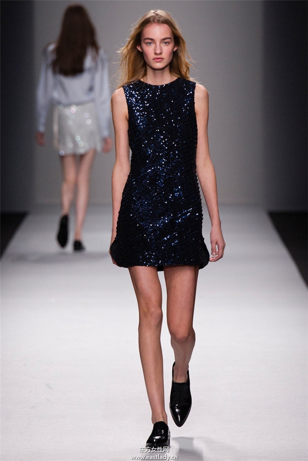 Vanessa Bruno巴黎時(shí)裝周2014秋冬新品發(fā)布