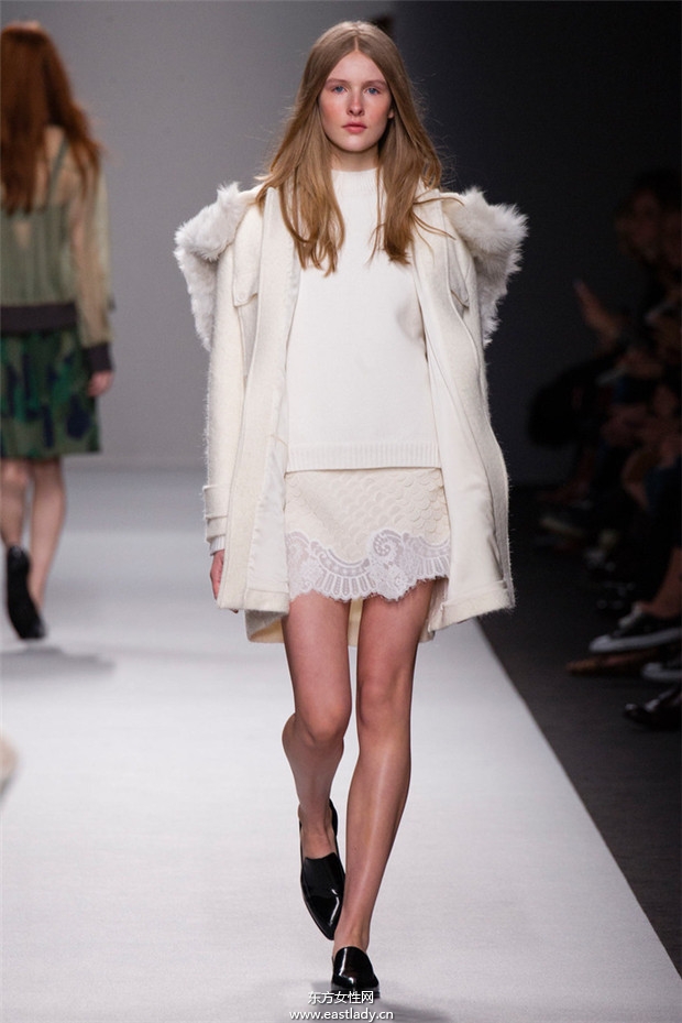 Vanessa Bruno巴黎時(shí)裝周2014秋冬新品發(fā)布