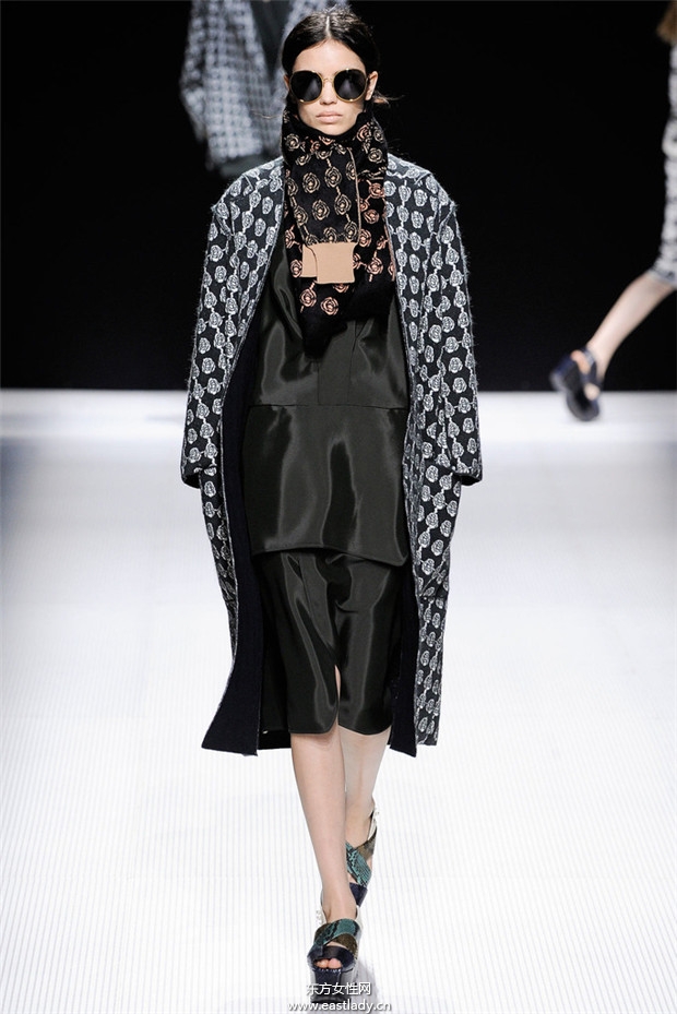 Sonia Rykiel巴黎時(shí)裝周2014秋冬新品發(fā)布