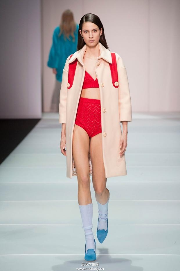 Au Jour Le Jour 2014秋冬女裝新品發(fā)布