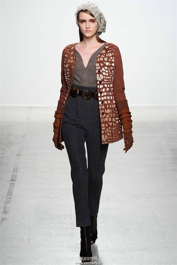 John Galliano巴黎時(shí)裝周2014秋冬新品發(fā)布