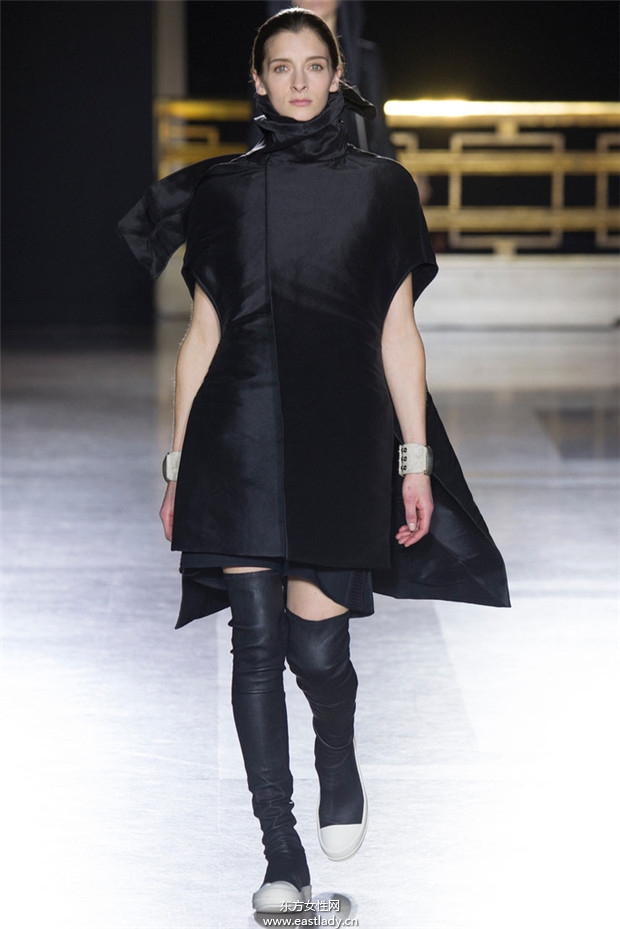 Rick Owens巴黎時(shí)裝周2014秋冬新品發(fā)布
