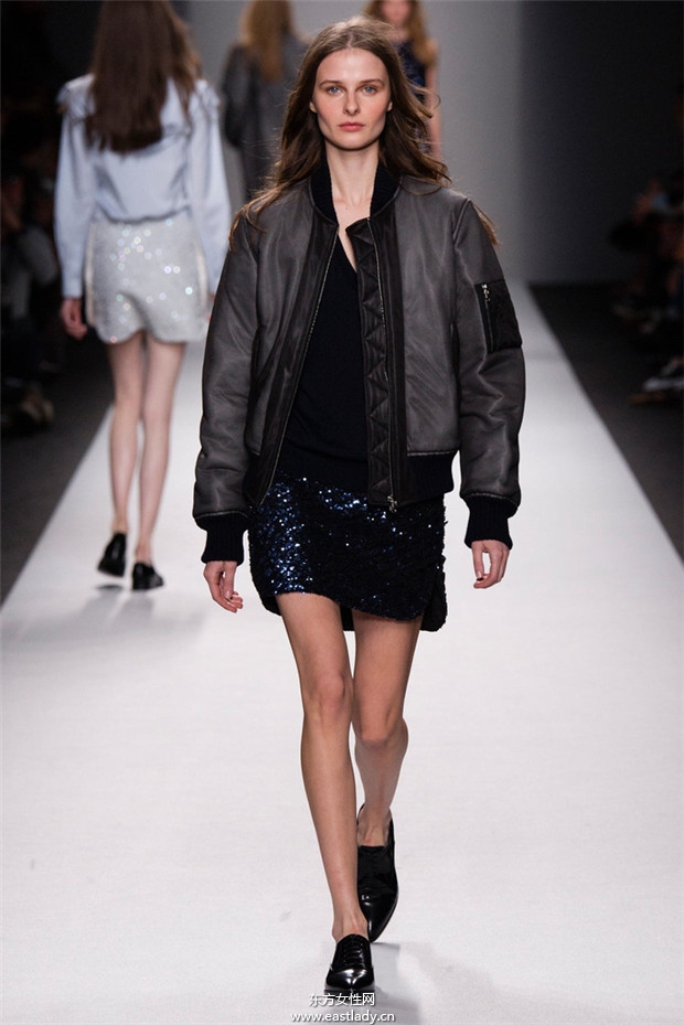 Vanessa Bruno巴黎時(shí)裝周2014秋冬新品發(fā)布