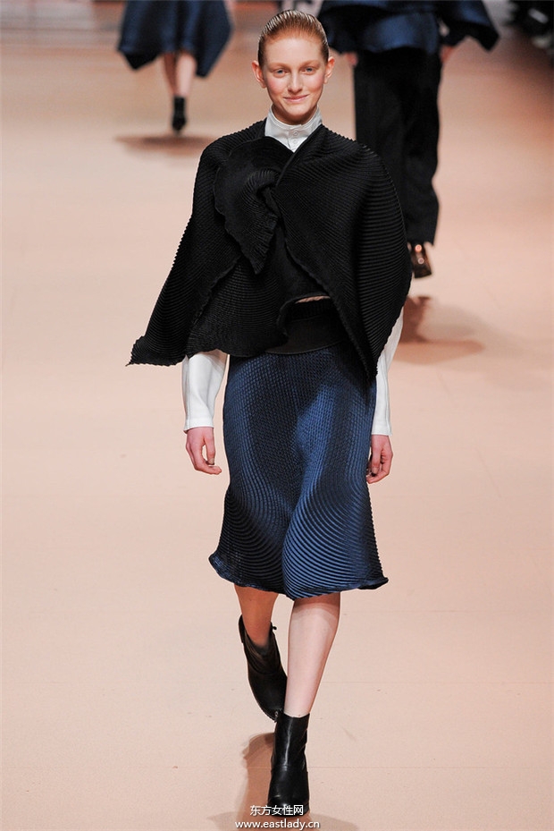 Issey Miyake巴黎時(shí)裝周2014秋冬新品發(fā)布