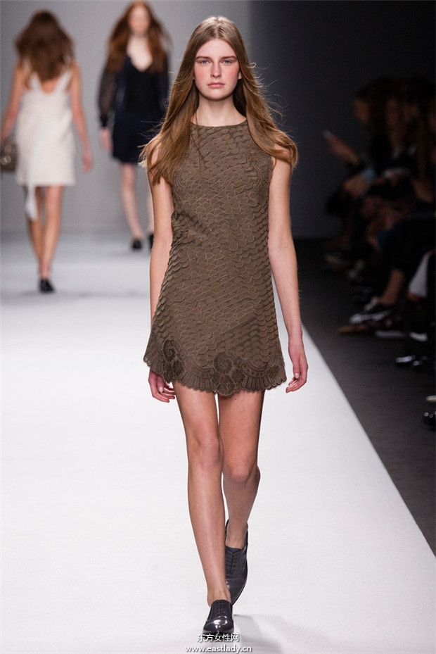 Vanessa Bruno巴黎時(shí)裝周2014秋冬新品發(fā)布