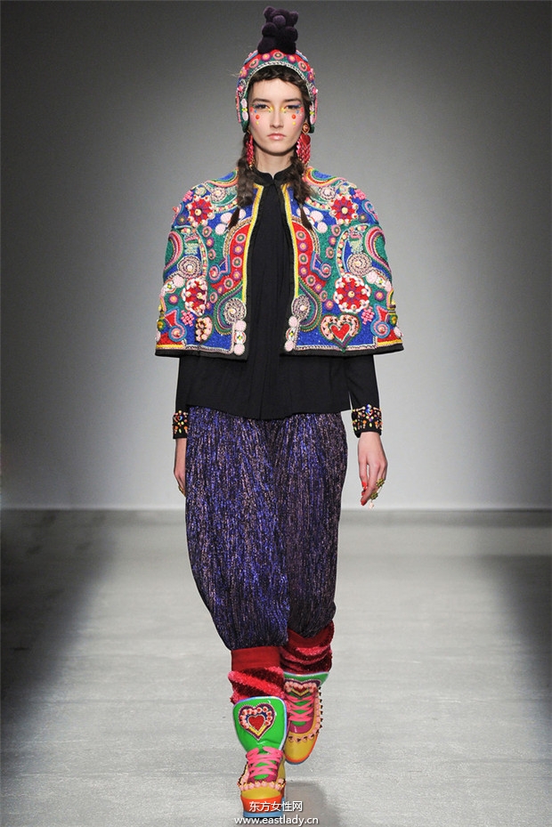 Manish Arora巴黎時(shí)裝周2014秋冬新品發(fā)布