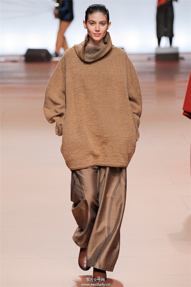 Issey Miyake巴黎時(shí)裝周2014秋冬新品發(fā)布